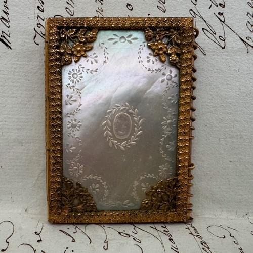 Carnet bal nacre et - bal, en