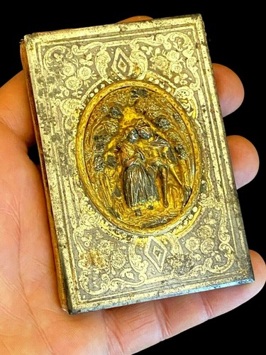 Carnet bal médaillon - à,